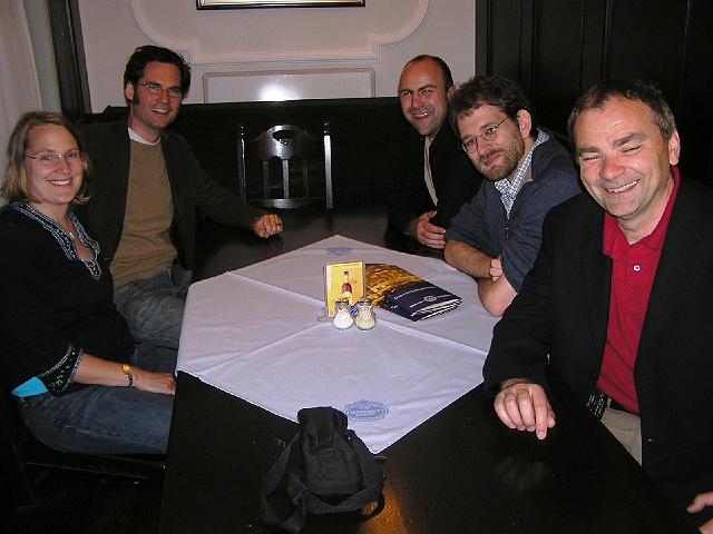 P6121472.JPG - Dinner in Munich with friends: Eva, Fabian, Juergen, Adam, and Neb