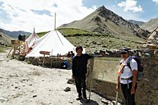 Rumbak tea tent, Hemis National Park, Ladakh, India (2012/07/28)