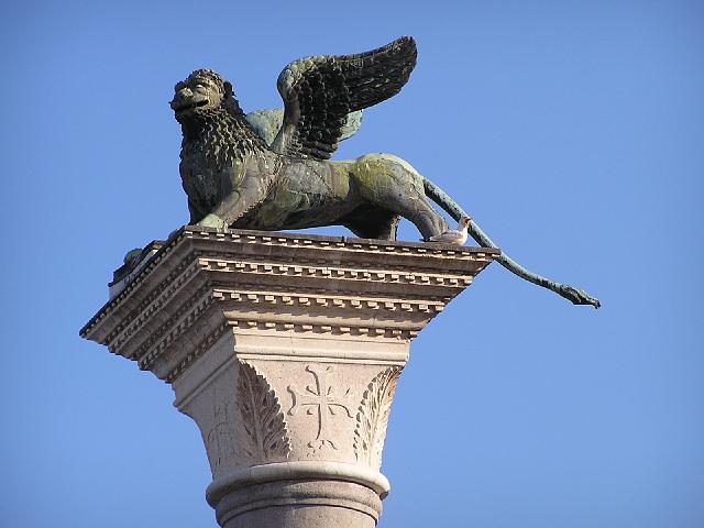 P6211771.JPG - The lion of San Marcos