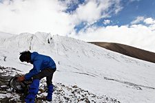 Over the glacier, Dzo Jongo ascent, Hemis National Park, Ladakh, India (2012/08/05)