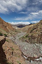 Approaching Chuskyurmo, Hemis National Park, Ladakh, India (2012/08/06)