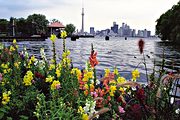 Toronto from Toronto Islands, Ontario (1997/08/20)
