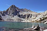 Hungry Packer Lake, Sierra Nevada range, near Bishop, CA (2002/09/14)