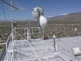 
roof of the old OVRO control building, including the DPS (left, below antenna)
